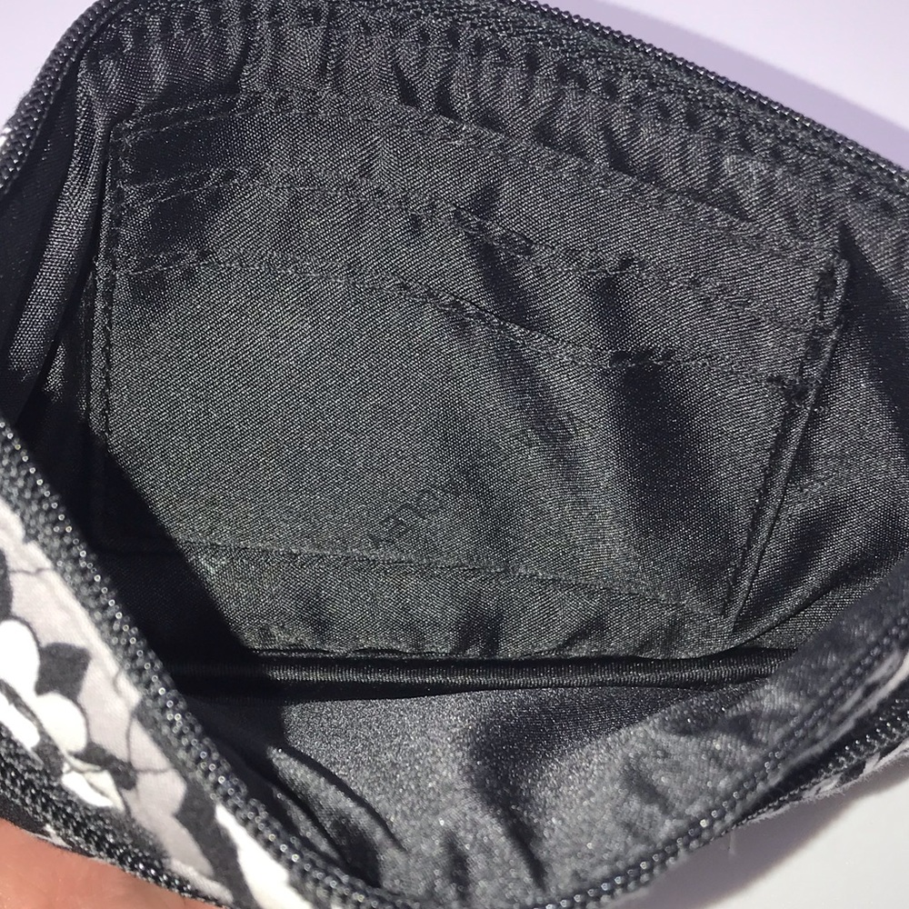 Vera Bradley Wristlet - Picture 4 of 4